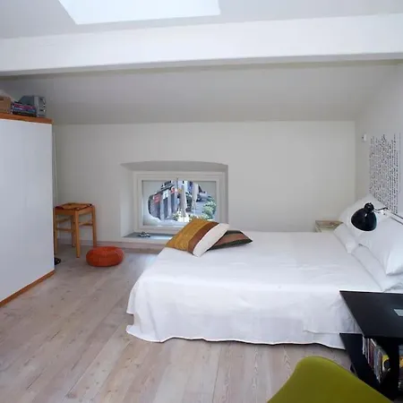 Cozy Nest Apartament Como